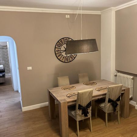 Appartamento Casa Gioia Luxury Taranto Esterno foto